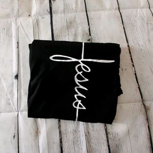 Jesus top